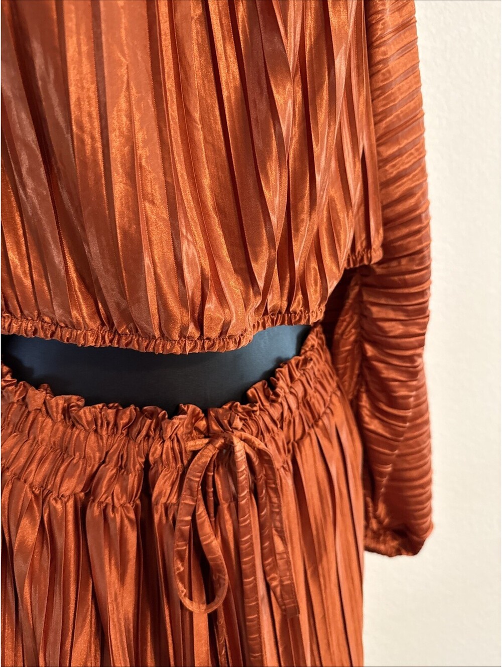 ELOQUII 2 Piece Burnt Orange Plisse Set w/ Crop Off-the-Shoulder Top- Size 14/16 - Picture 7 of 12